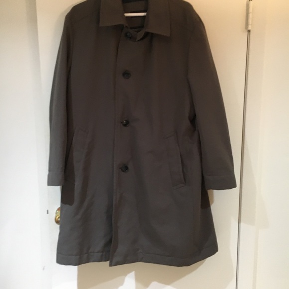 SOLD!!!Hugo Boss Full Length Rain Coat. - Picture 3 of 14